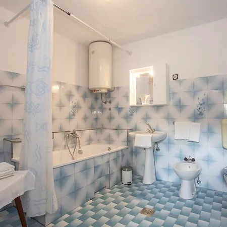 With A Parking Space - 20809 Apartment *